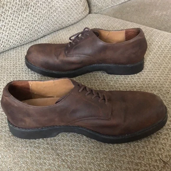 GH Bass & Co. Genuine Bucs casual dress shoes - Picture 2 of 14